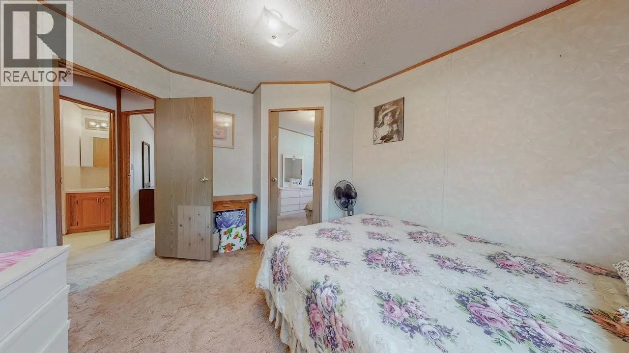 129 Walnut Place. Oliver, British Columbia