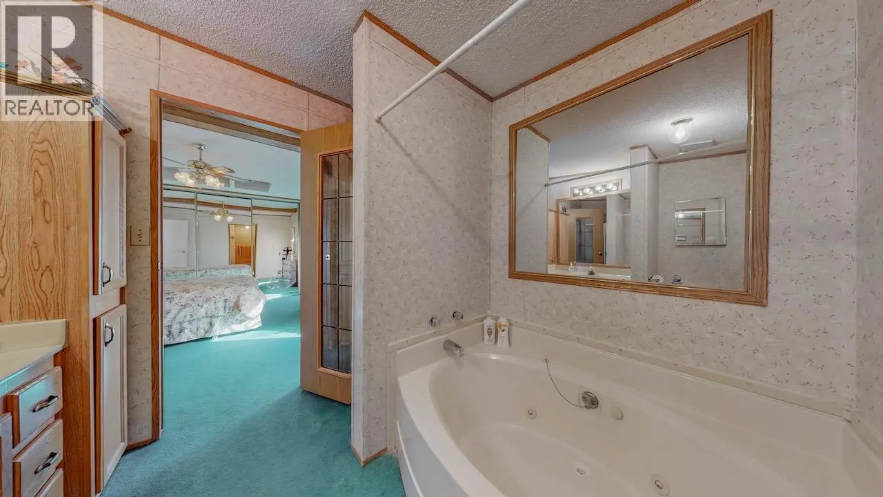 129 Walnut Place. Oliver, British Columbia