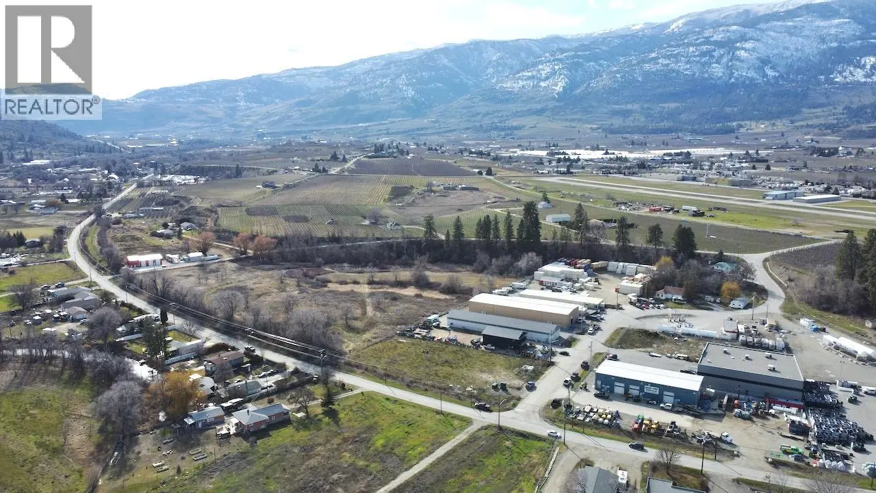 129 Walnut Place. Oliver, British Columbia