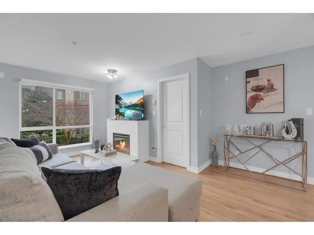 352 15850 26 Avenue, Surrey