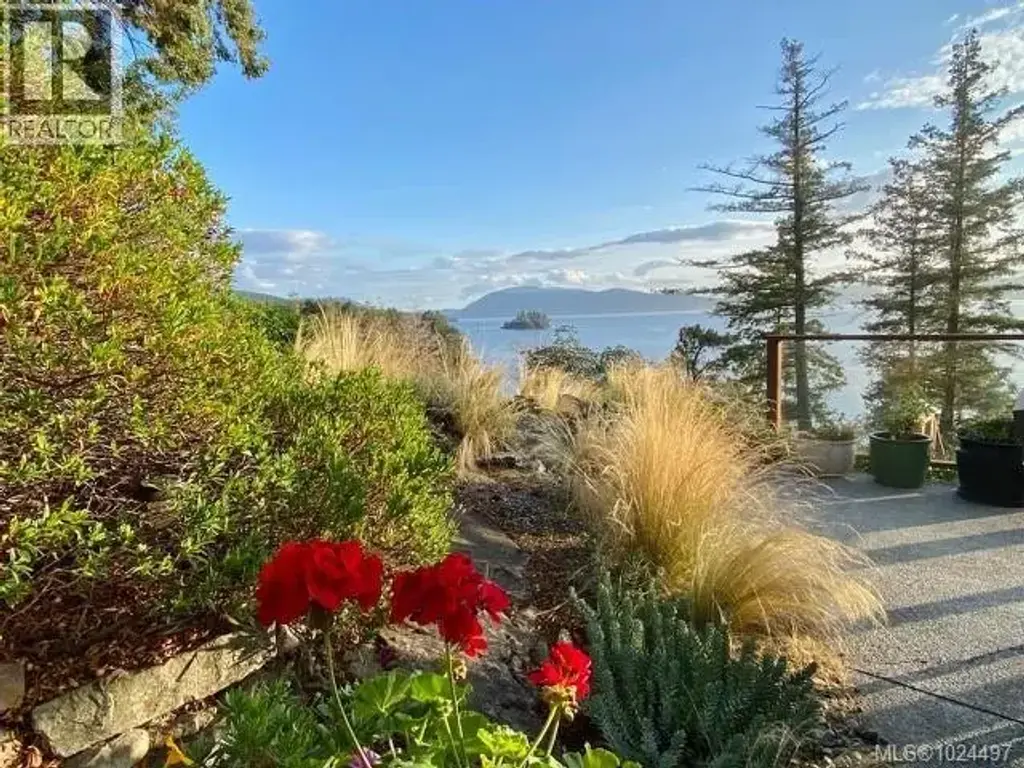 214 Dogwood Lane, Salt Spring