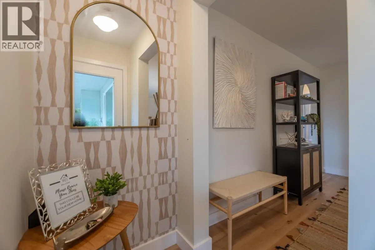 5214 Nixon Road. Summerland, British Columbia