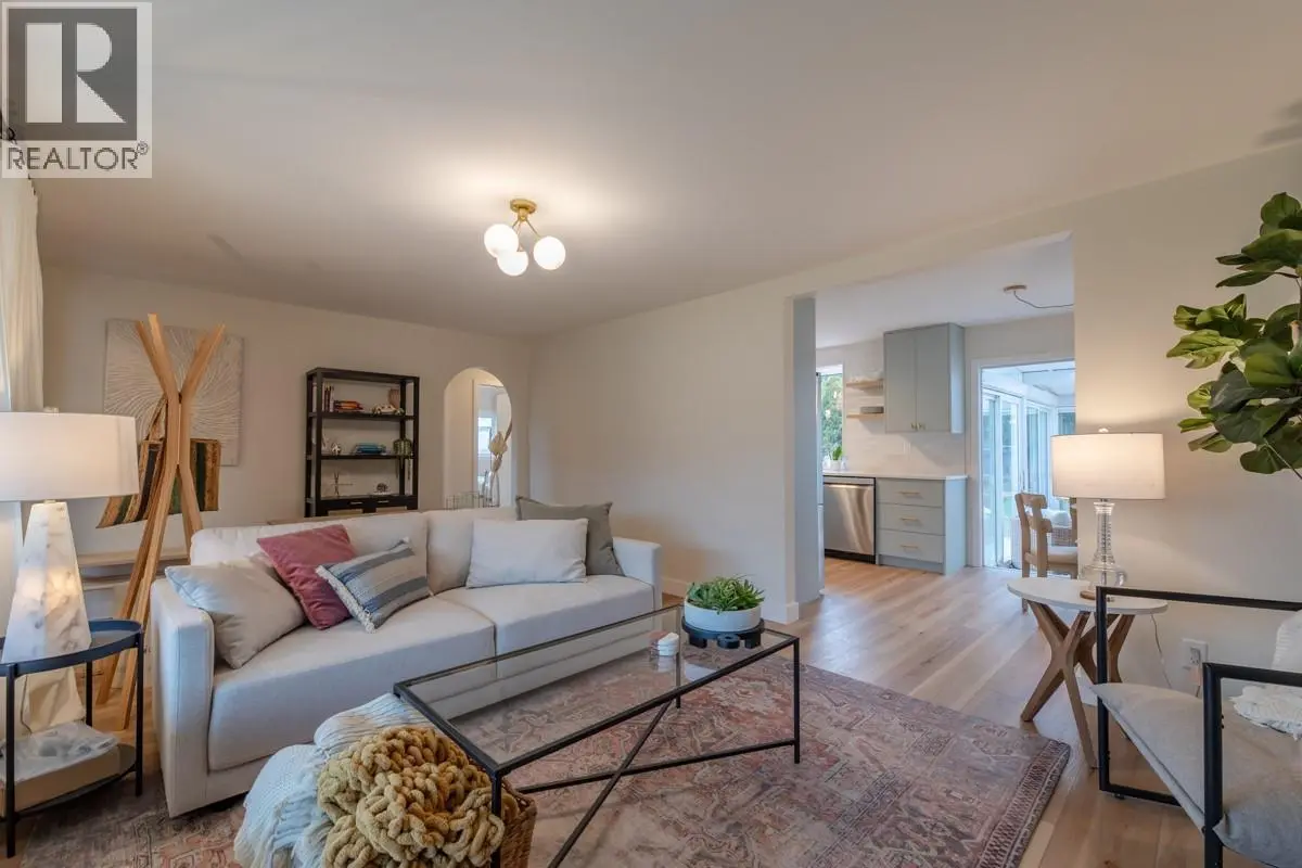 5214 Nixon Road. Summerland, British Columbia