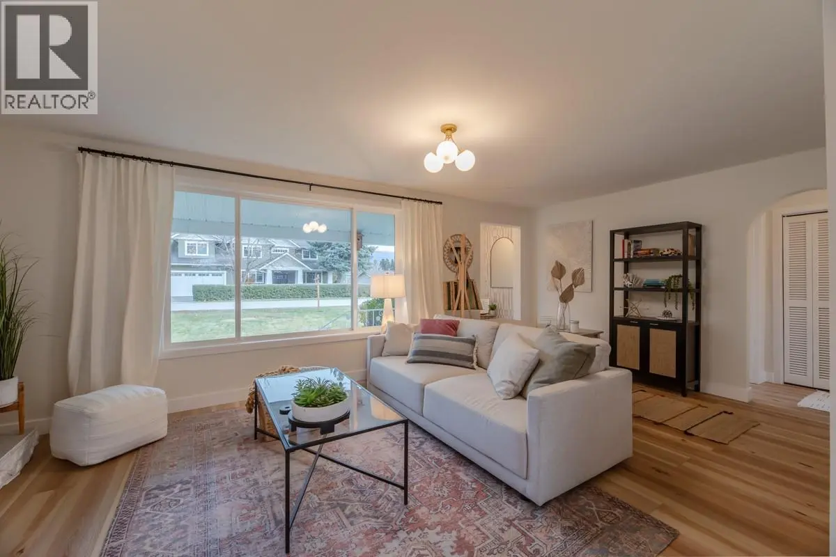5214 Nixon Road. Summerland, British Columbia