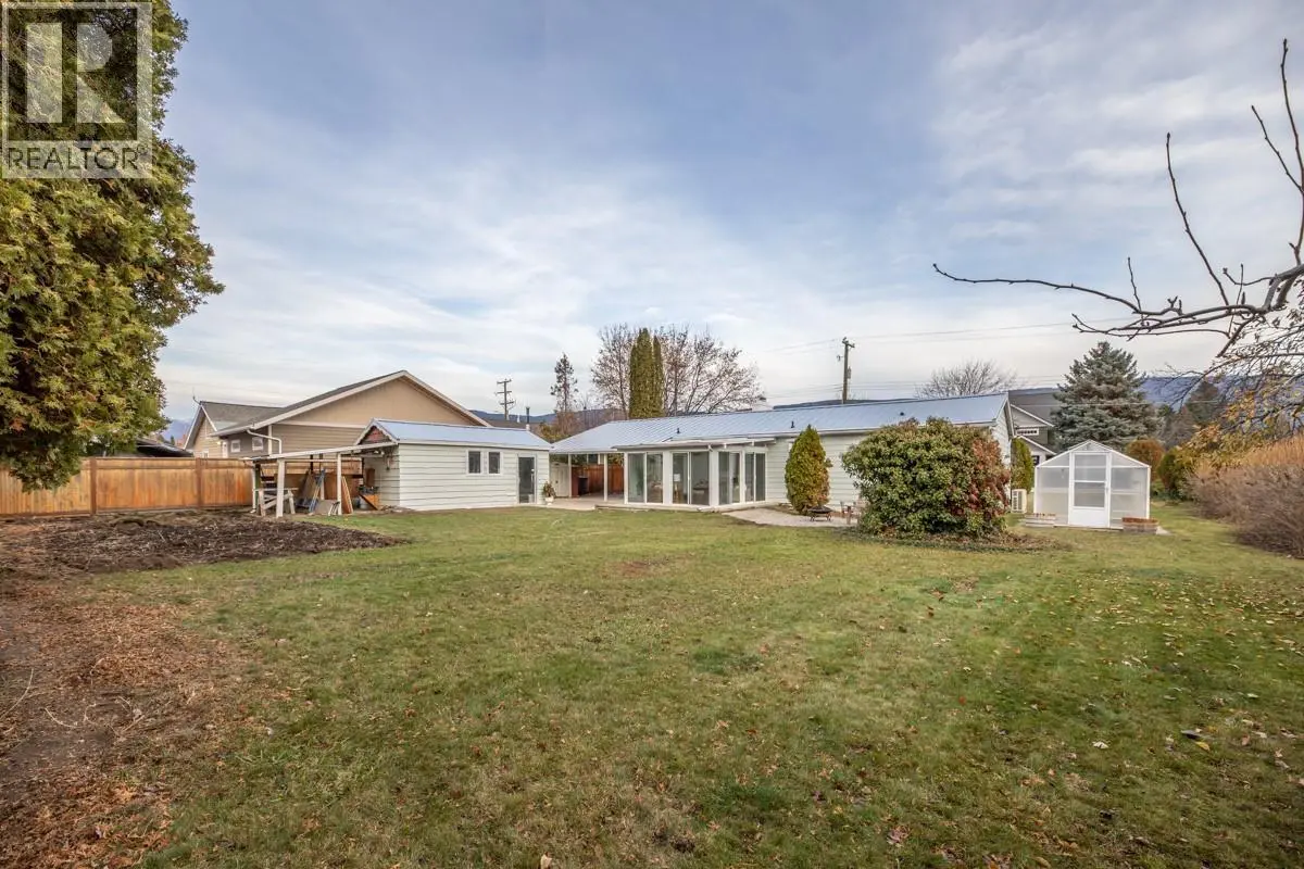 5214 Nixon Road. Summerland, British Columbia