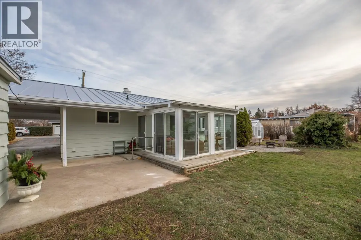 5214 Nixon Road. Summerland, British Columbia