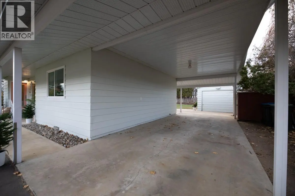 5214 Nixon Road. Summerland, British Columbia