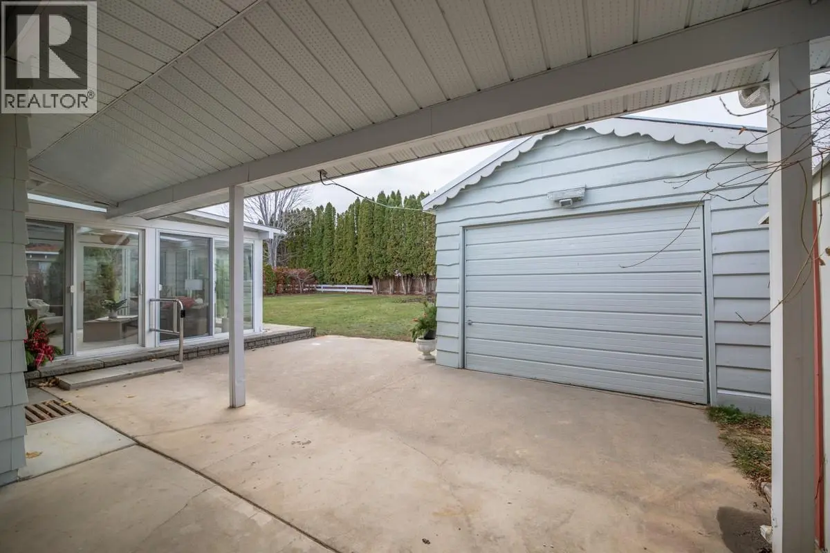 5214 Nixon Road. Summerland, British Columbia