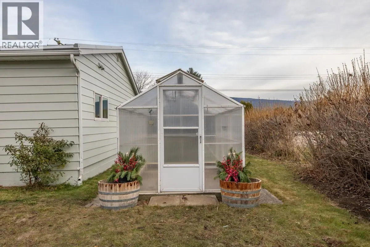 5214 Nixon Road. Summerland, British Columbia