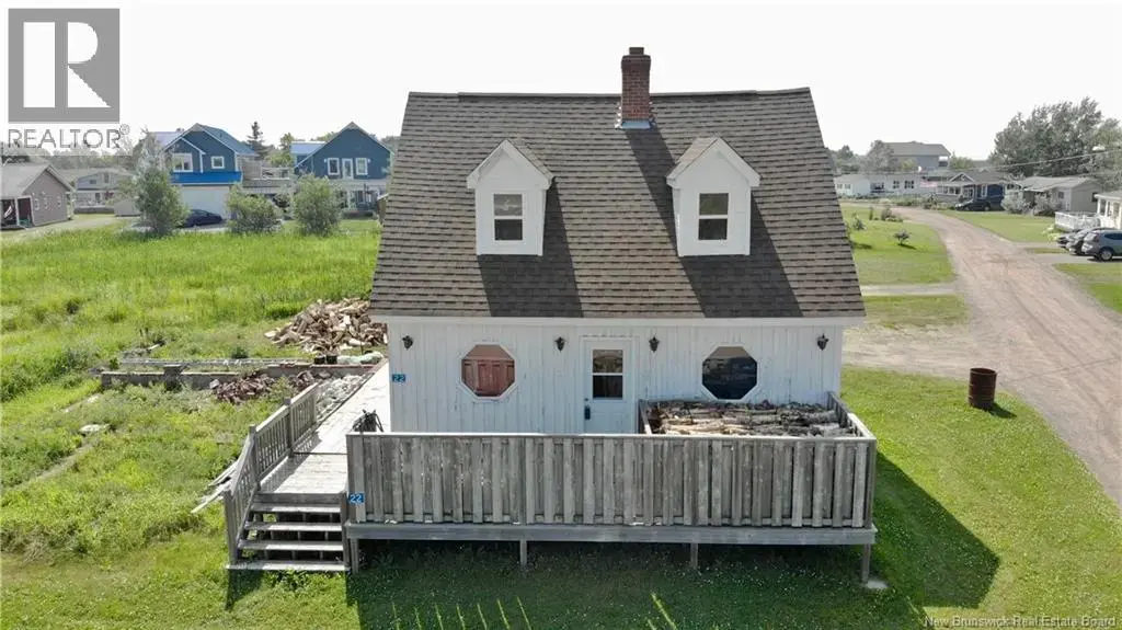 22 Beach Street, Pointe-Du-Chêne