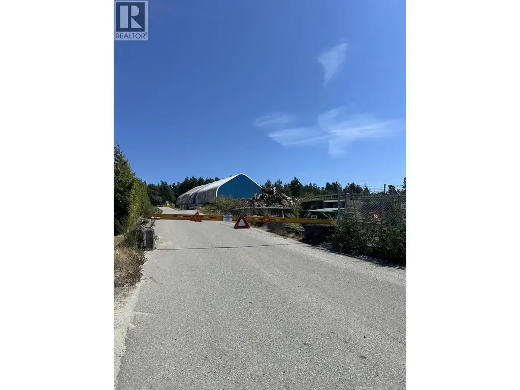 5926 Sechelt Inlet Road, Sechelt
