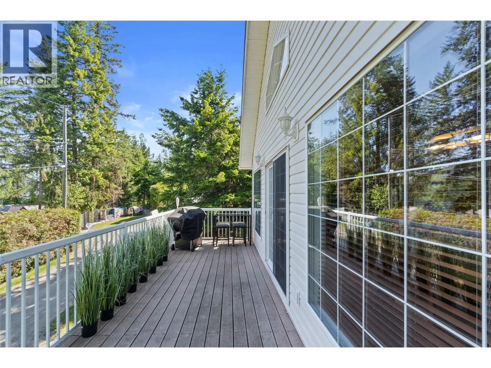 6300 Armstrong Road Unit# 36. Eagle Bay, British Columbia