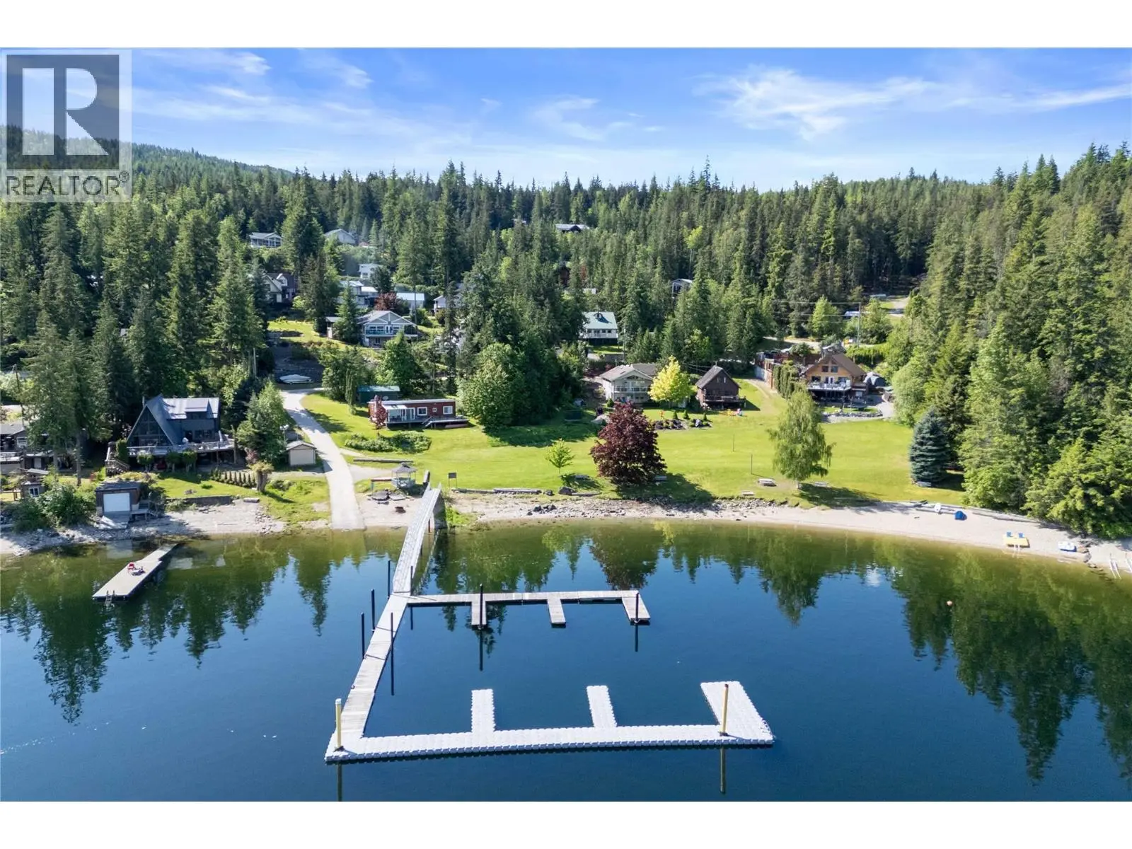 6300 Armstrong Road Unit# 36. Eagle Bay, British Columbia