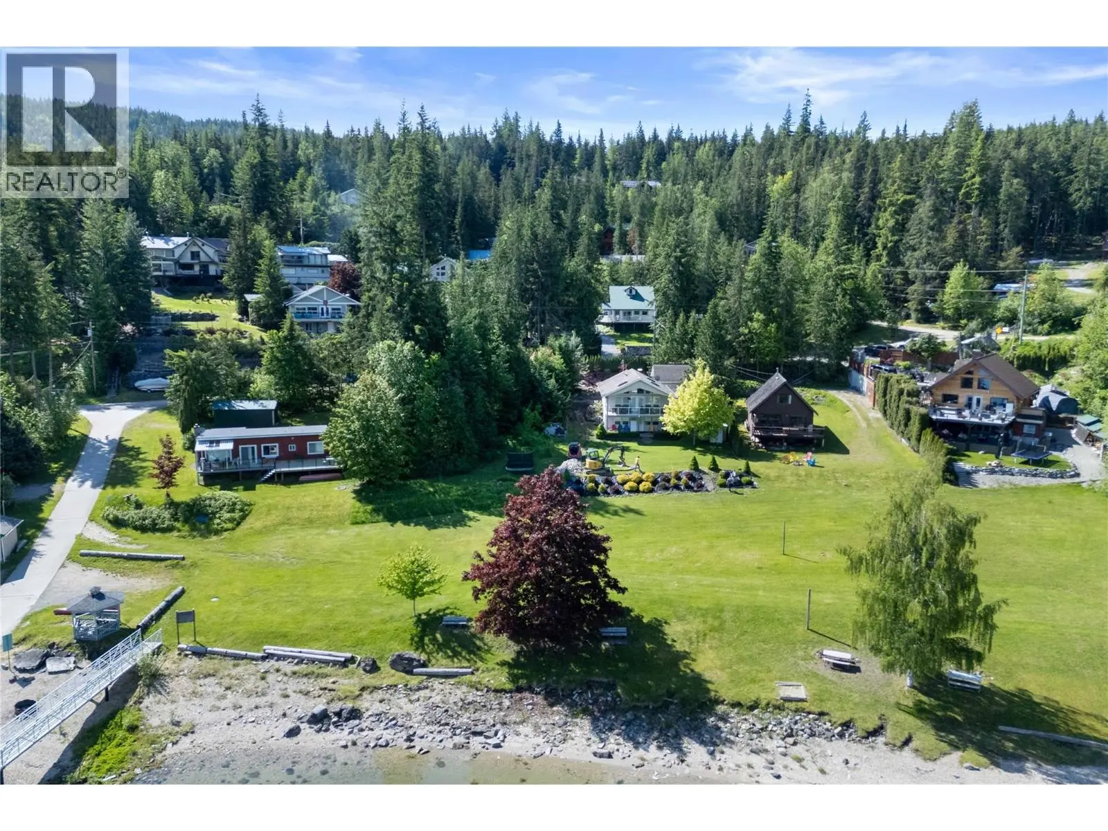 6300 Armstrong Road Unit# 36. Eagle Bay, British Columbia