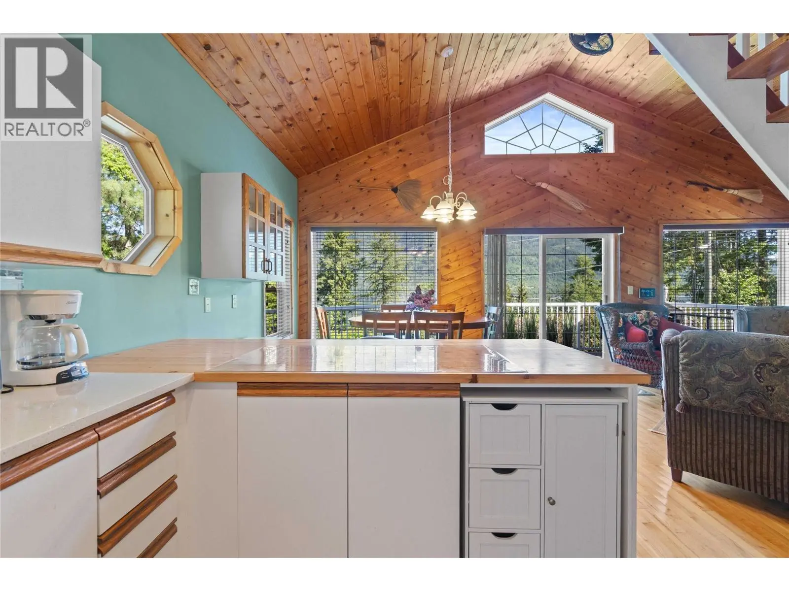 6300 Armstrong Road Unit# 36. Eagle Bay, British Columbia