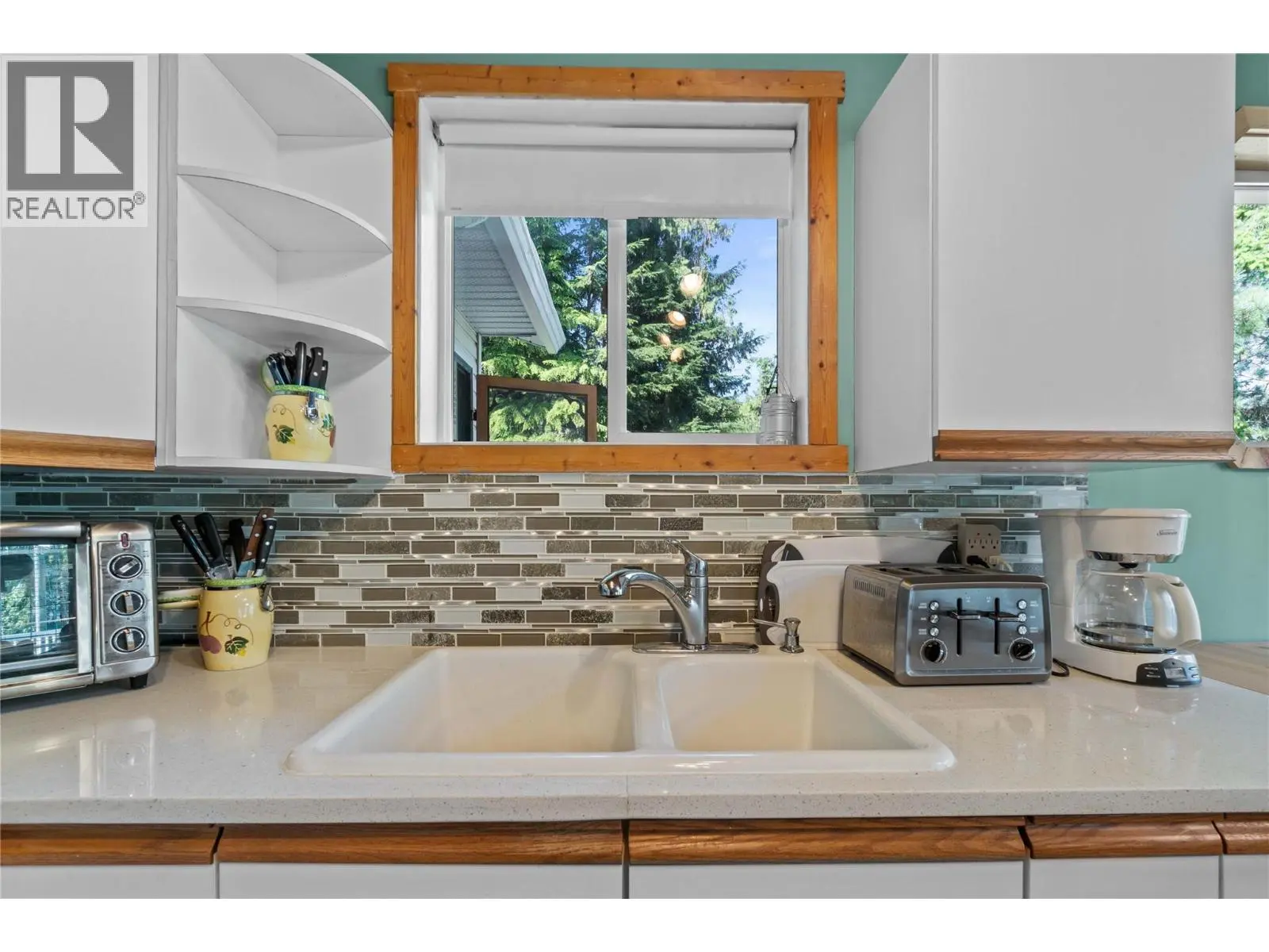 6300 Armstrong Road Unit# 36. Eagle Bay, British Columbia
