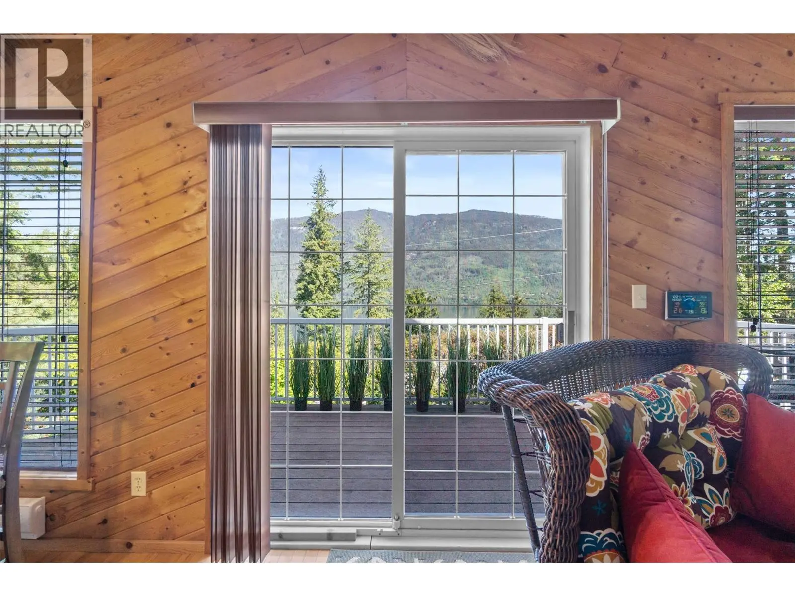6300 Armstrong Road Unit# 36. Eagle Bay, British Columbia