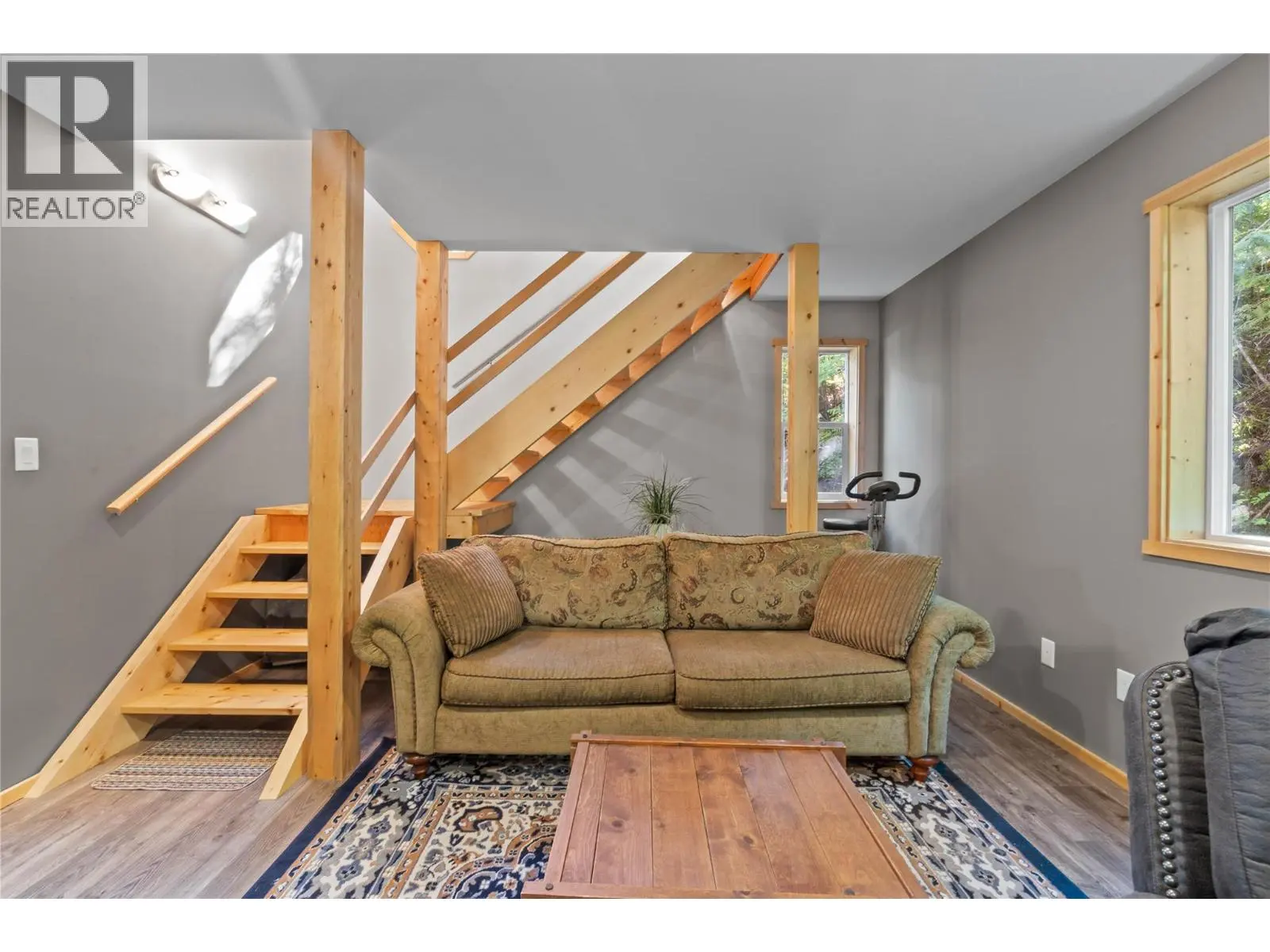 6300 Armstrong Road Unit# 36. Eagle Bay, British Columbia