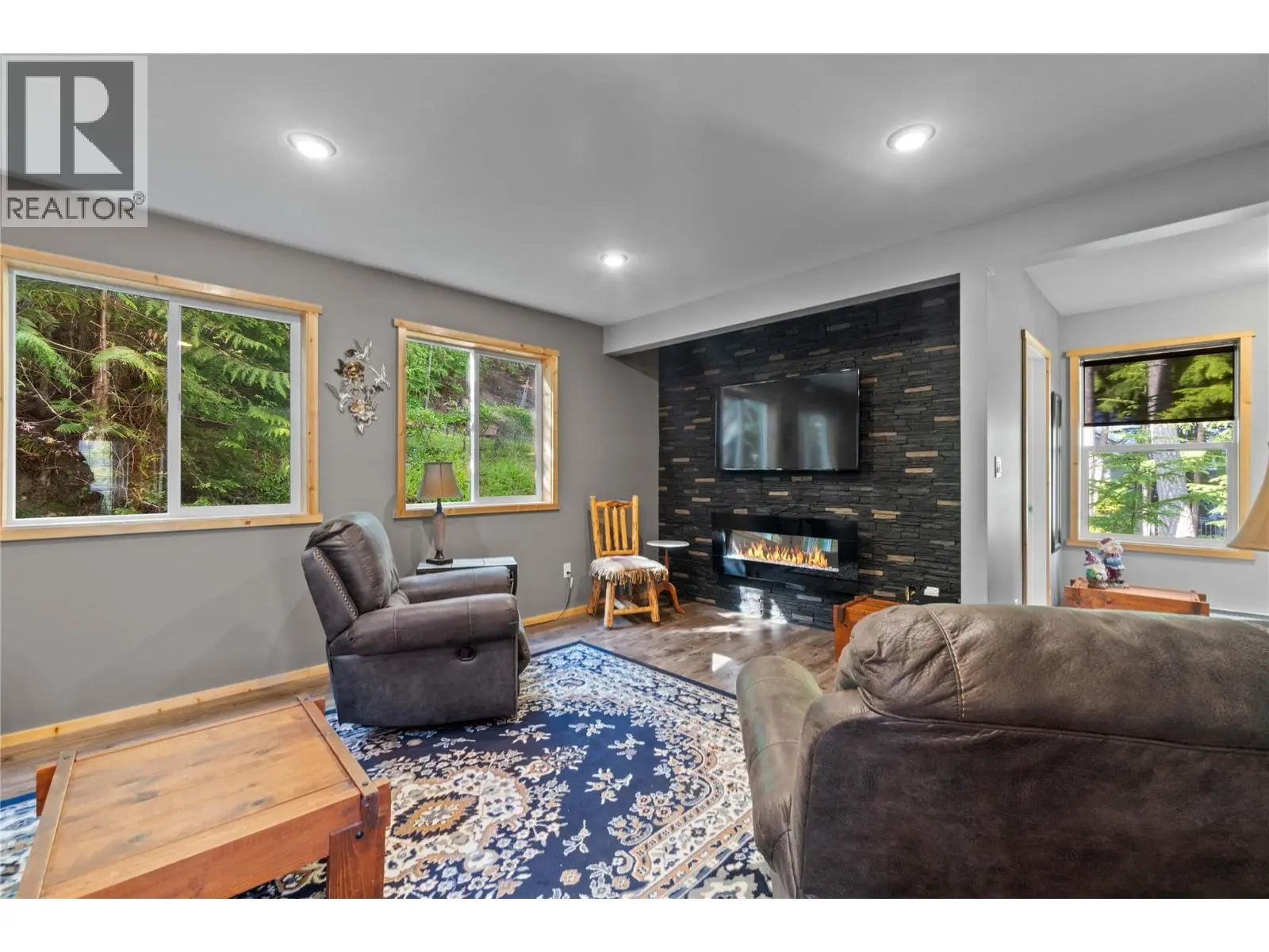 6300 Armstrong Road Unit# 36. Eagle Bay, British Columbia