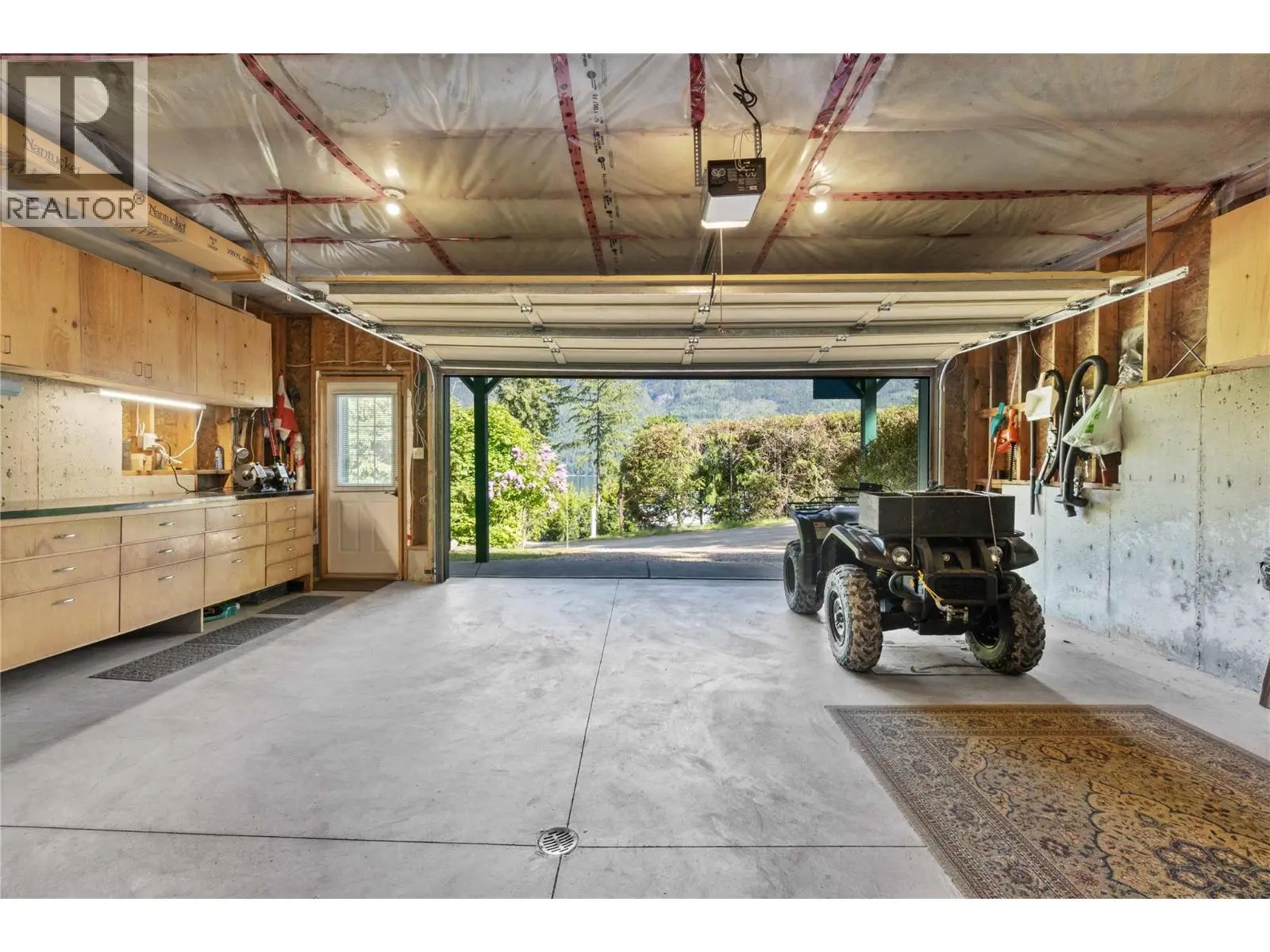6300 Armstrong Road Unit# 36. Eagle Bay, British Columbia