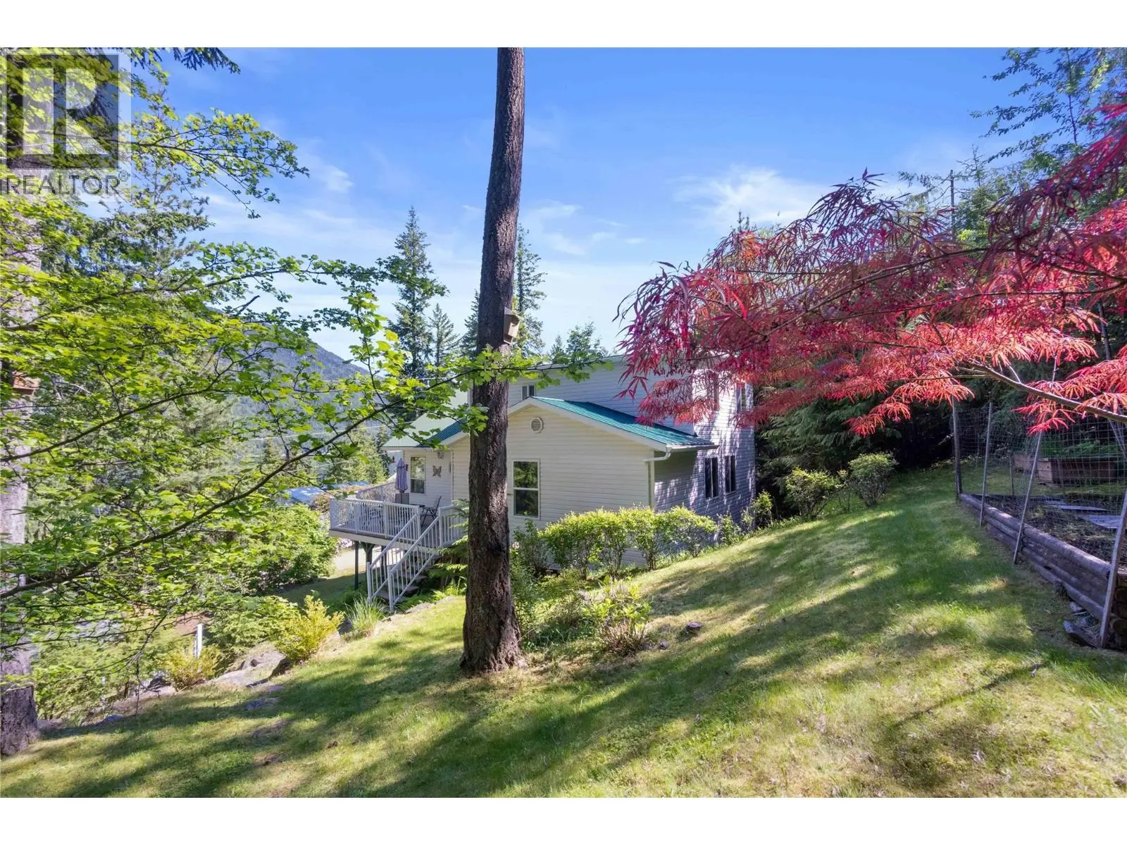 6300 Armstrong Road Unit# 36. Eagle Bay, British Columbia