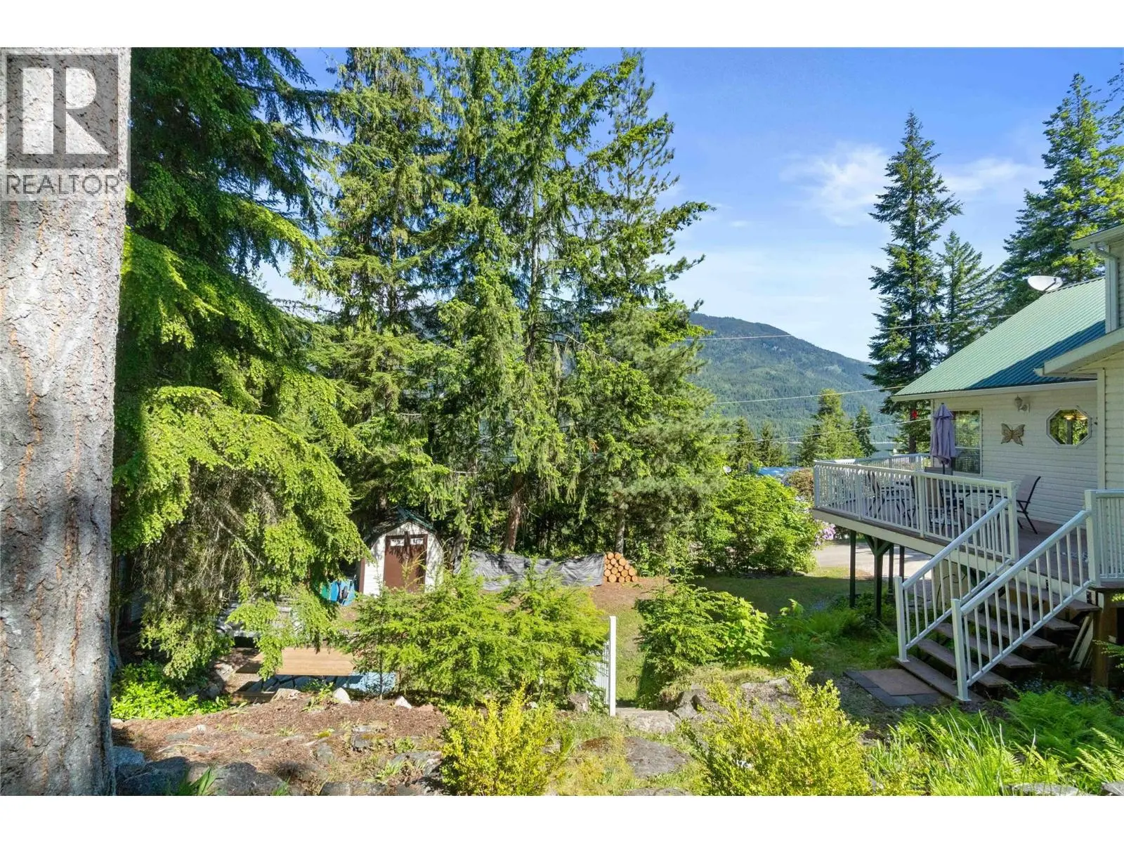 6300 Armstrong Road Unit# 36. Eagle Bay, British Columbia