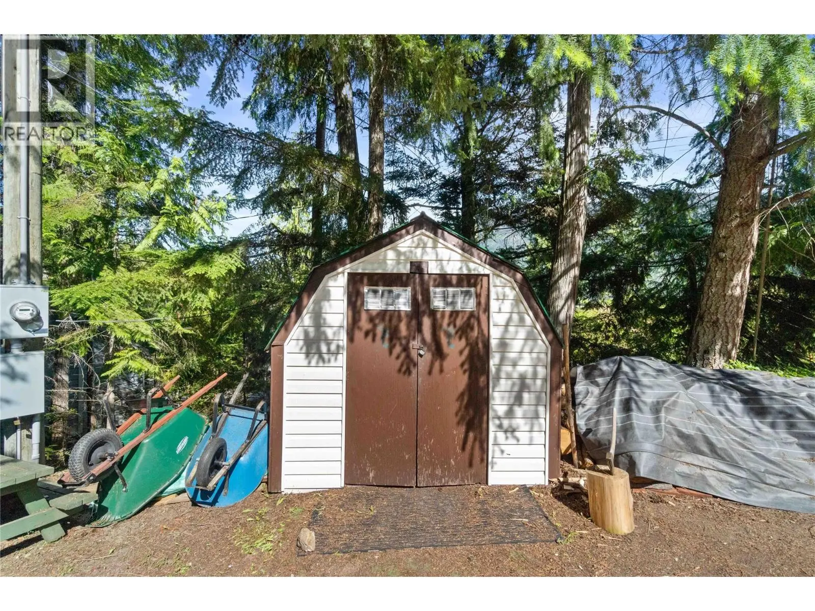 6300 Armstrong Road Unit# 36. Eagle Bay, British Columbia