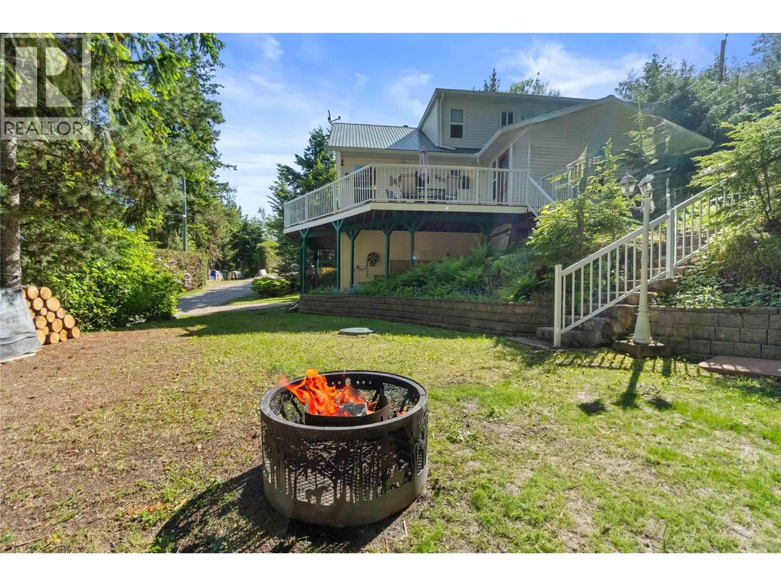 6300 Armstrong Road Unit# 36. Eagle Bay, British Columbia