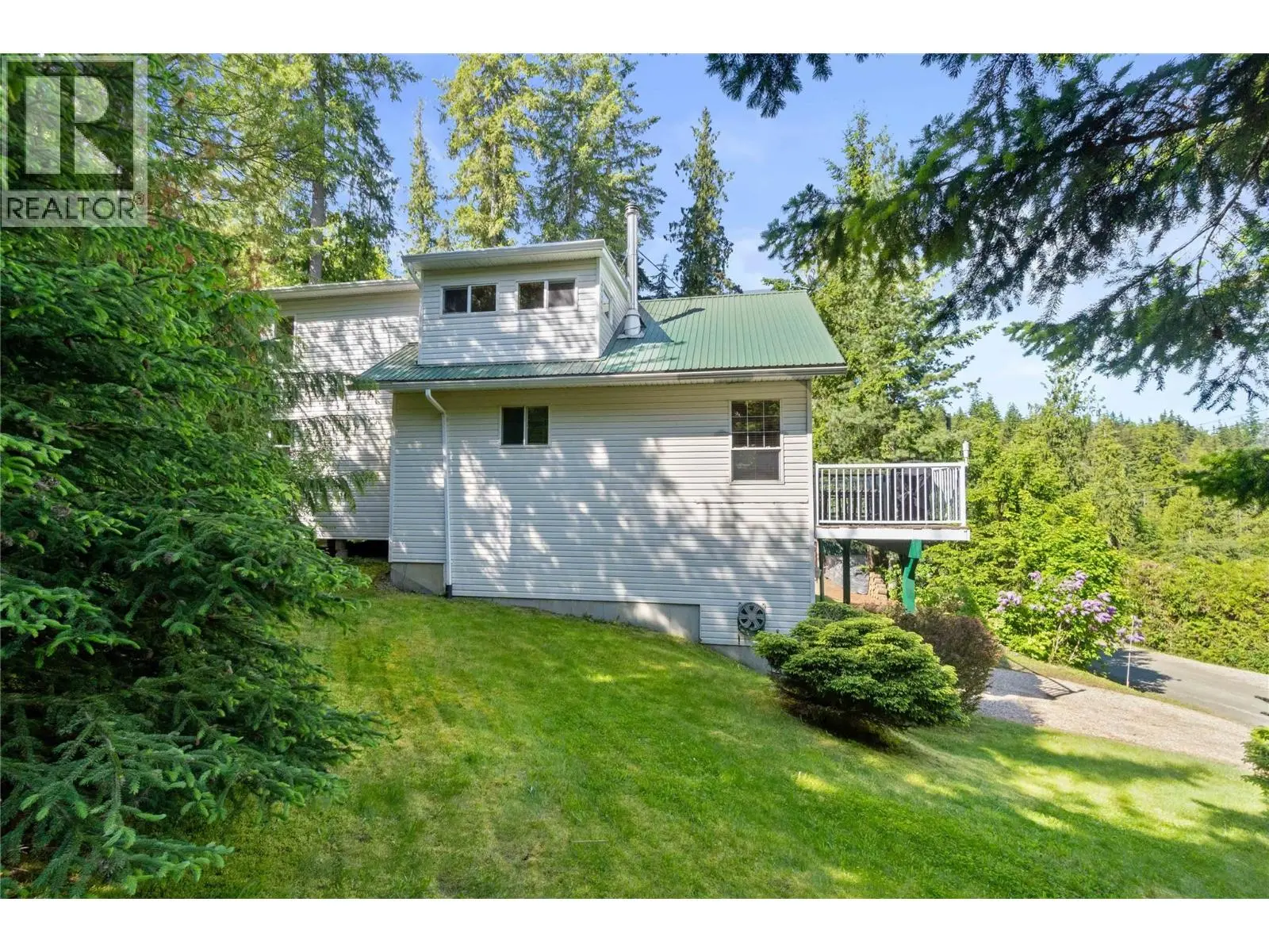 6300 Armstrong Road Unit# 36. Eagle Bay, British Columbia
