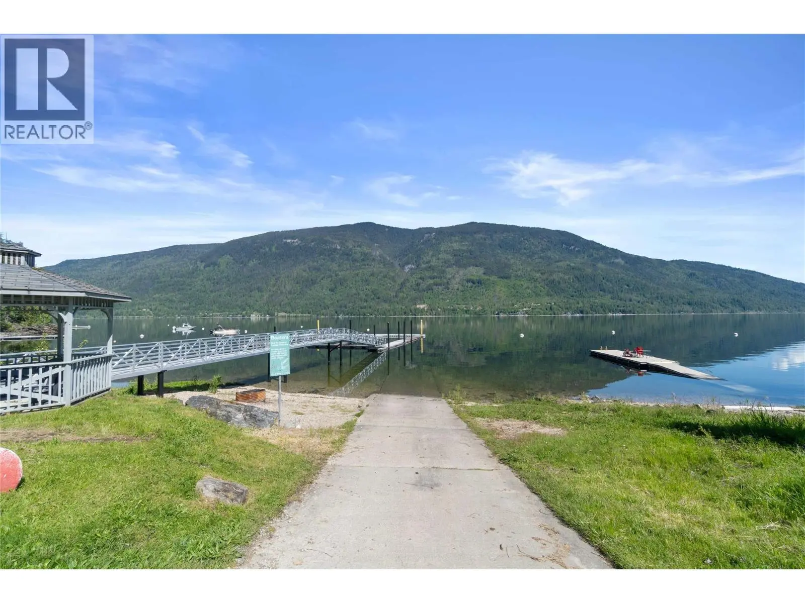 6300 Armstrong Road Unit# 36. Eagle Bay, British Columbia