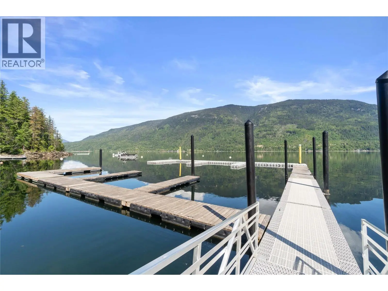 6300 Armstrong Road Unit# 36. Eagle Bay, British Columbia