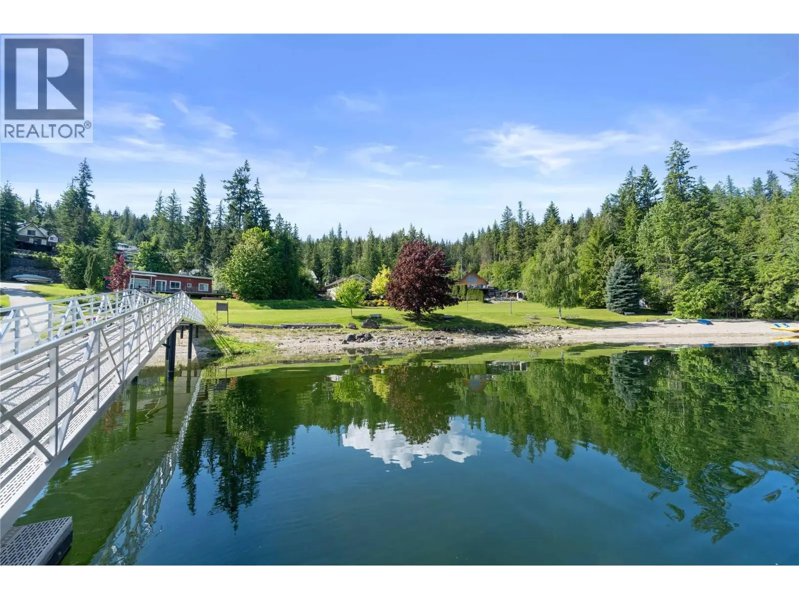 6300 Armstrong Road Unit# 36. Eagle Bay, British Columbia