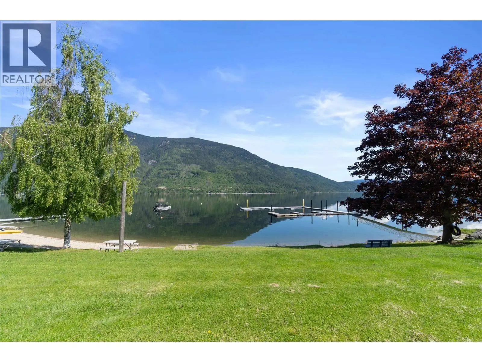6300 Armstrong Road Unit# 36. Eagle Bay, British Columbia