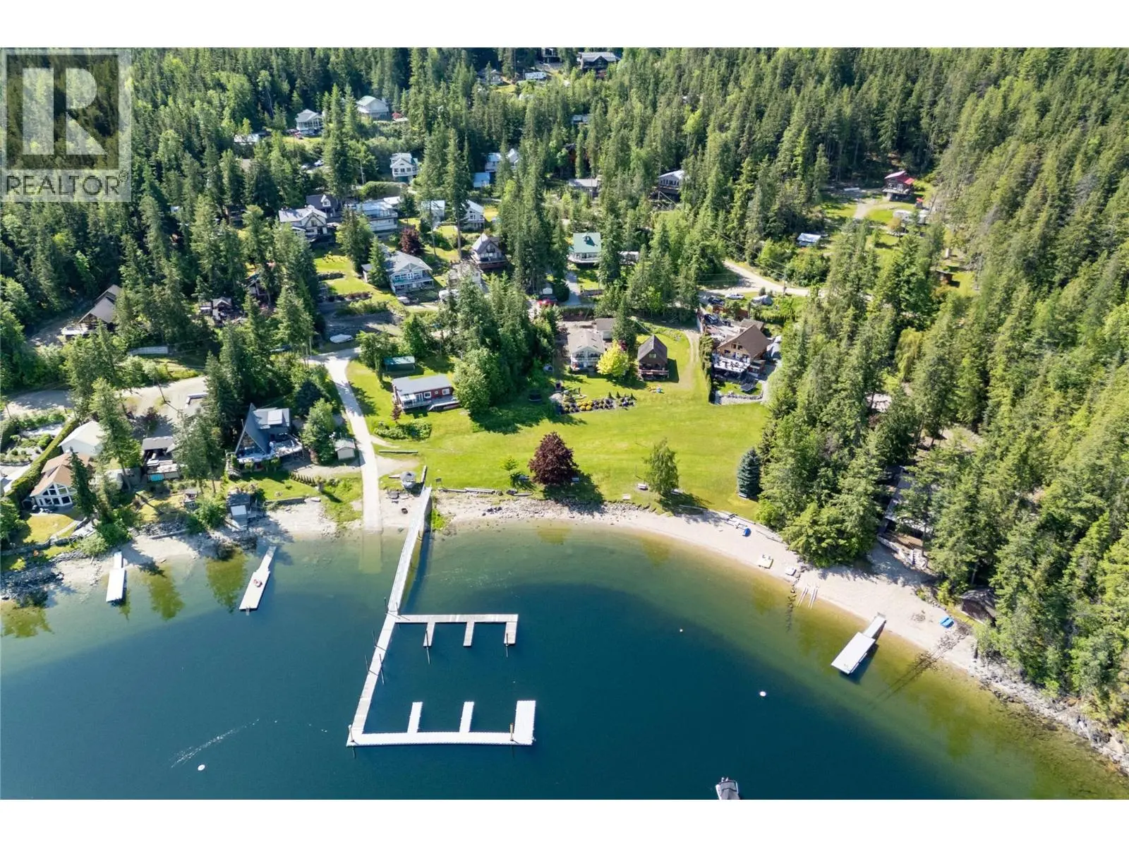 6300 Armstrong Road Unit# 36. Eagle Bay, British Columbia