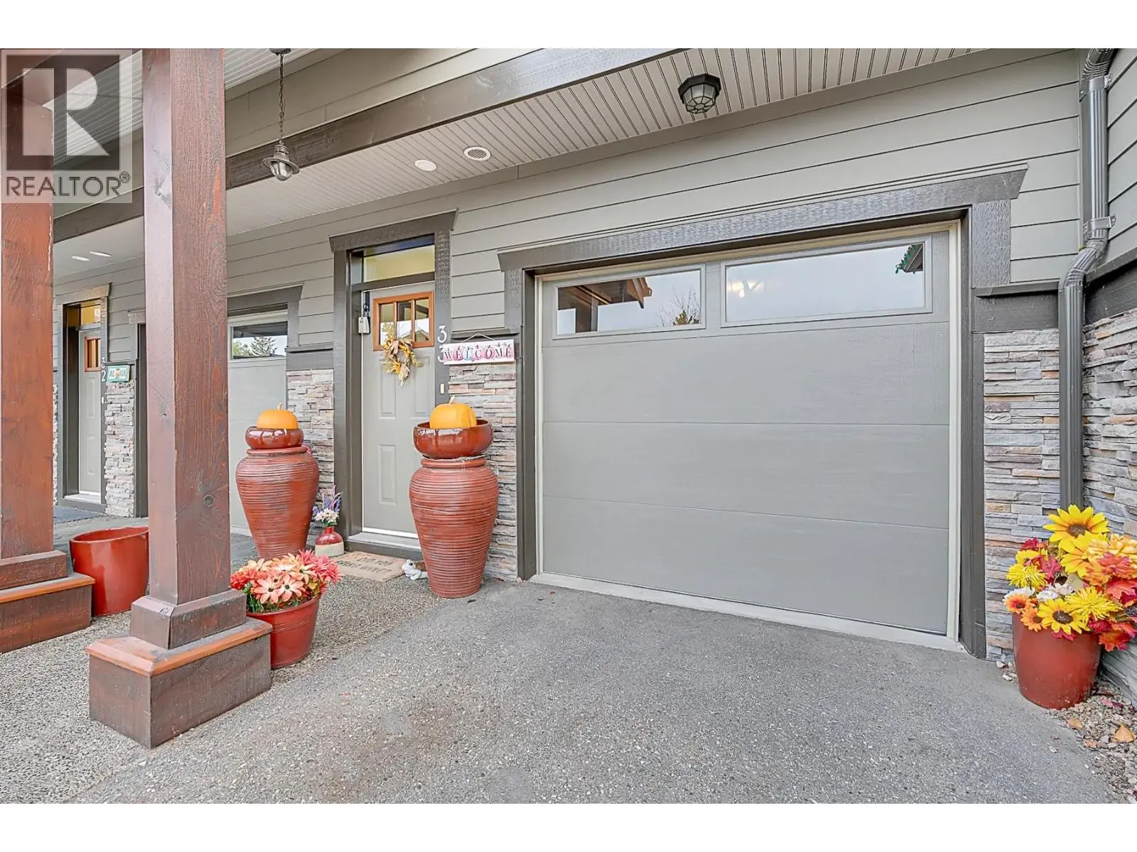 333 Longspoon Drive Unit# 33. Vernon, British Columbia
