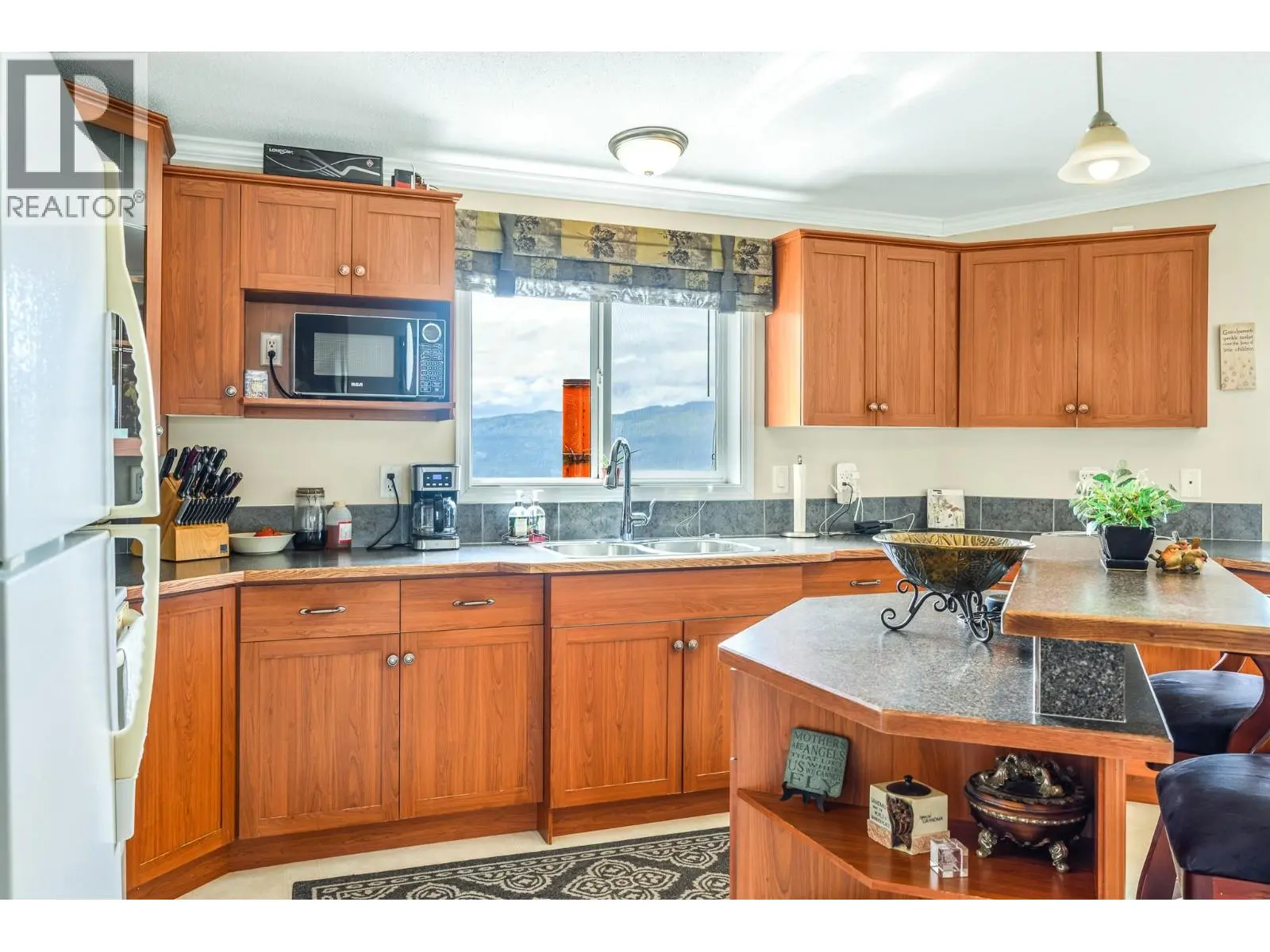 18125 Hereford Road. Lake Country, British Columbia