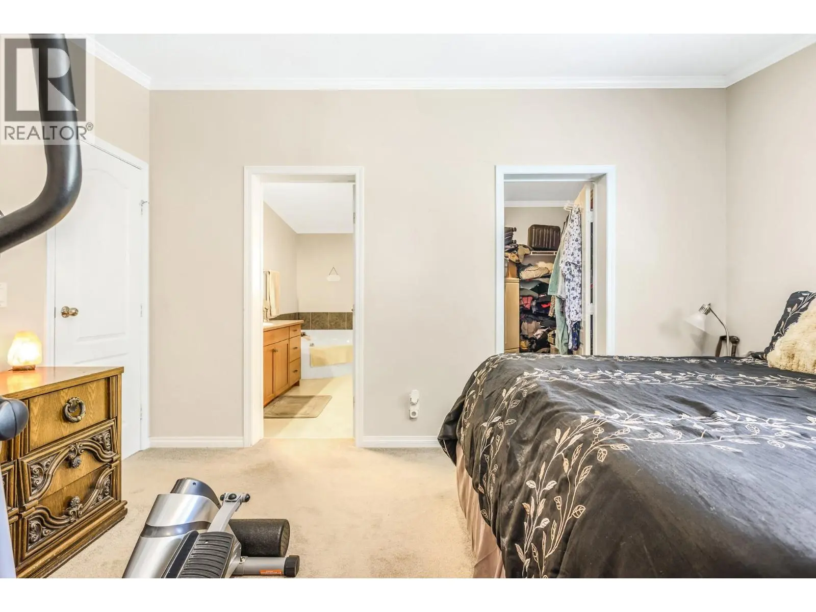 18125 Hereford Road. Lake Country, British Columbia