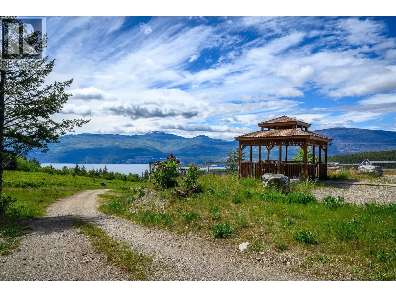18125 Hereford Road. Lake Country, British Columbia