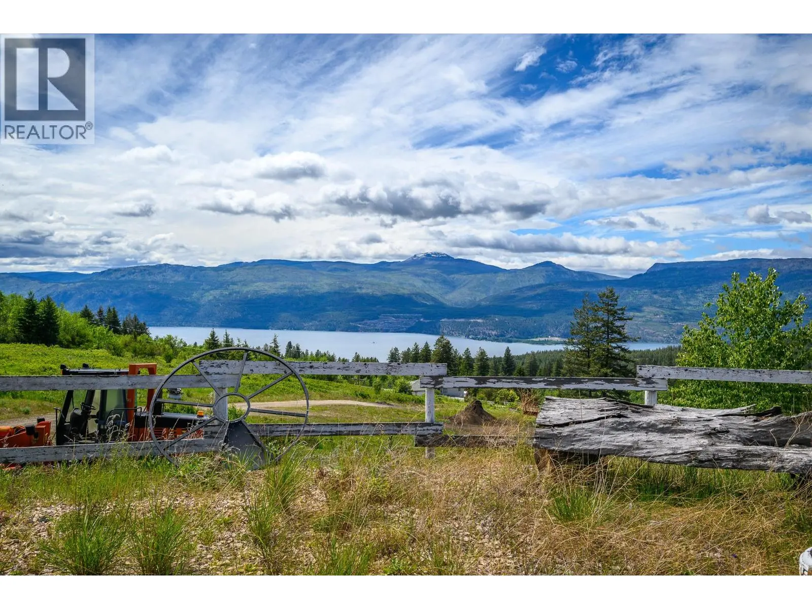 18125 Hereford Road. Lake Country, British Columbia