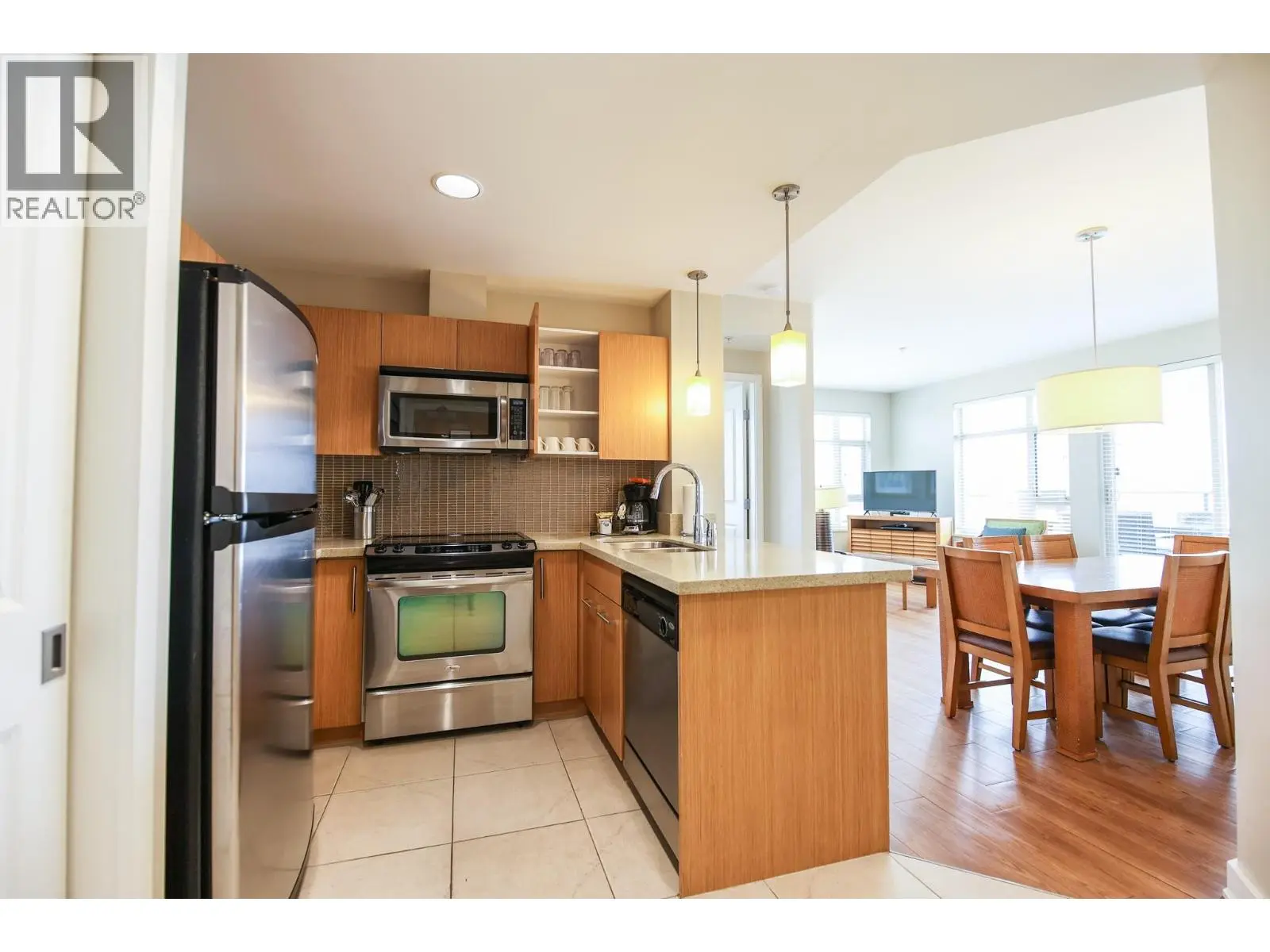 304-15 Park Place. Osoyoos, British Columbia