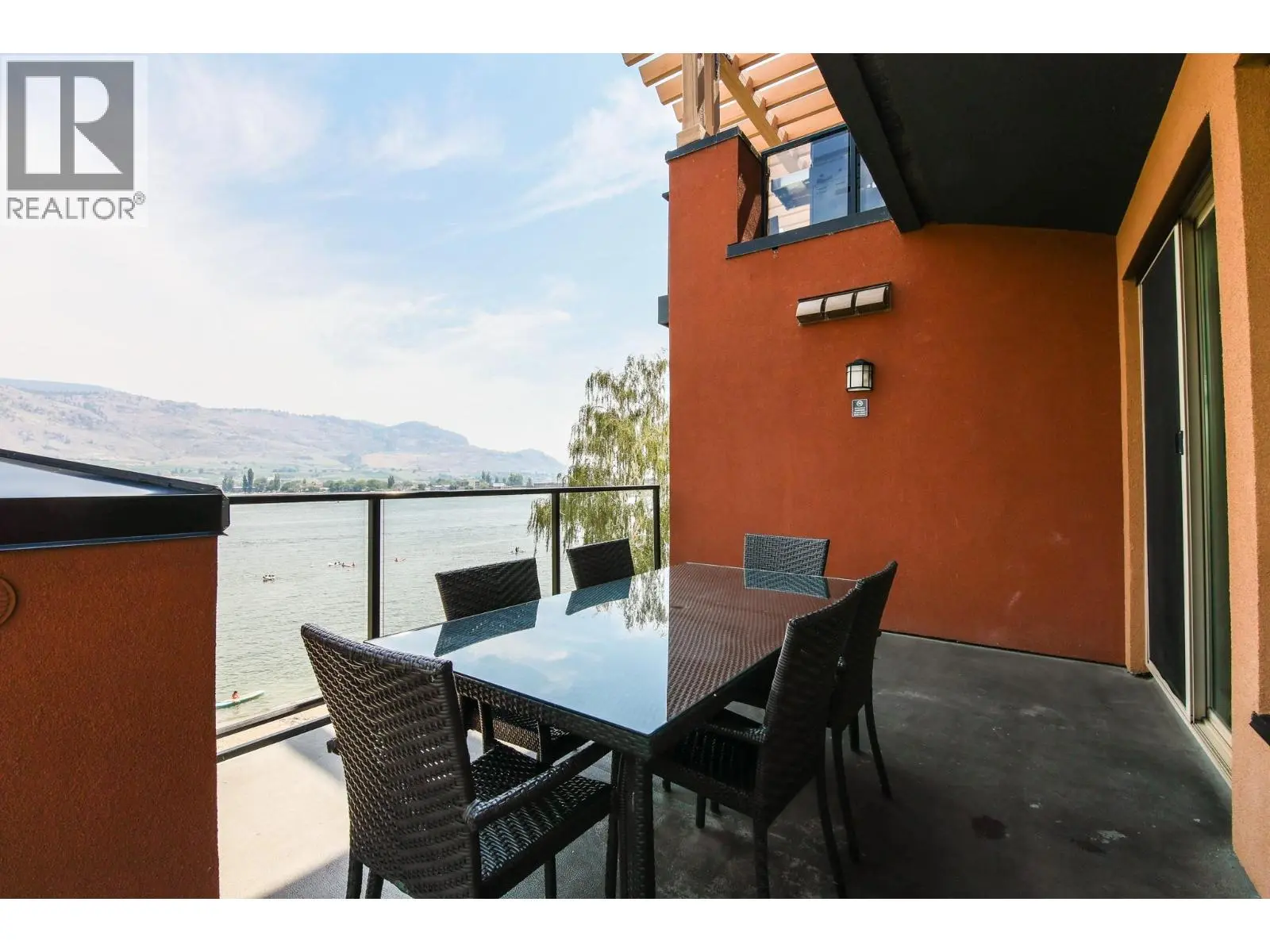 304-15 Park Place. Osoyoos, British Columbia
