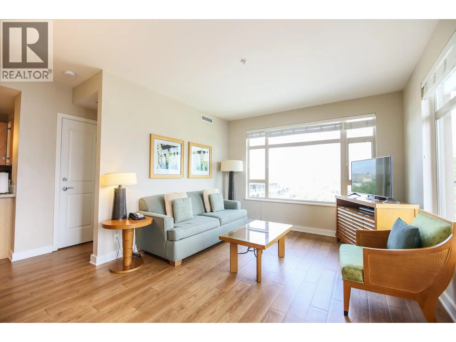 304-15 Park Place. Osoyoos, British Columbia
