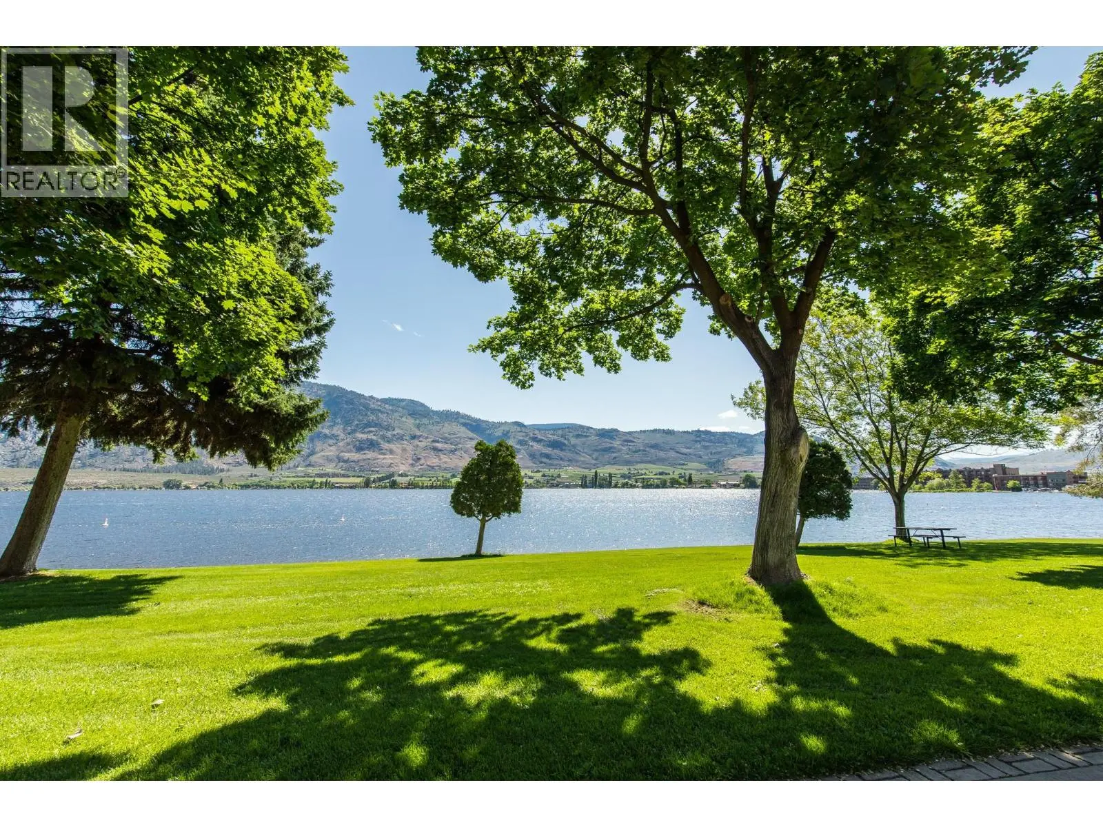 304-15 Park Place. Osoyoos, British Columbia