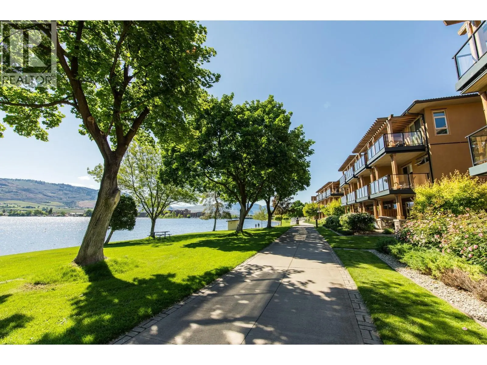304-15 Park Place. Osoyoos, British Columbia