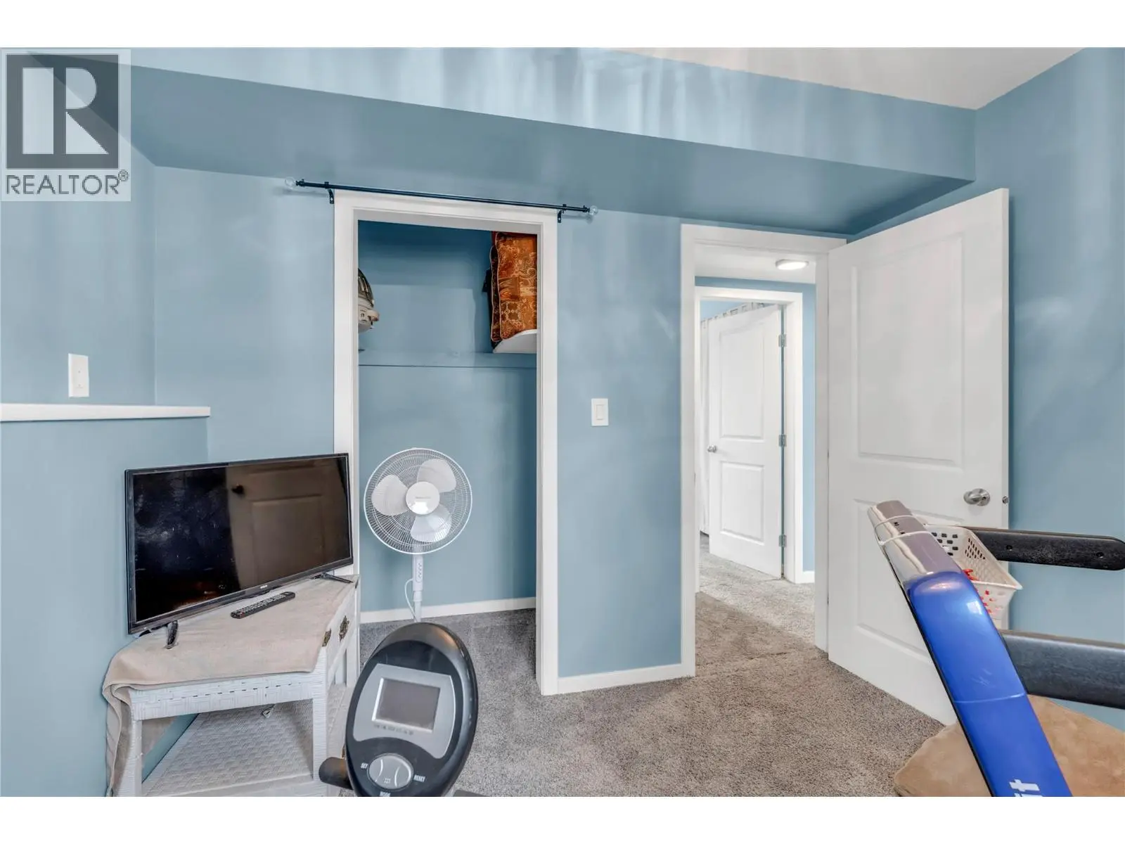 738 Kettle Avenue. Oliver, British Columbia