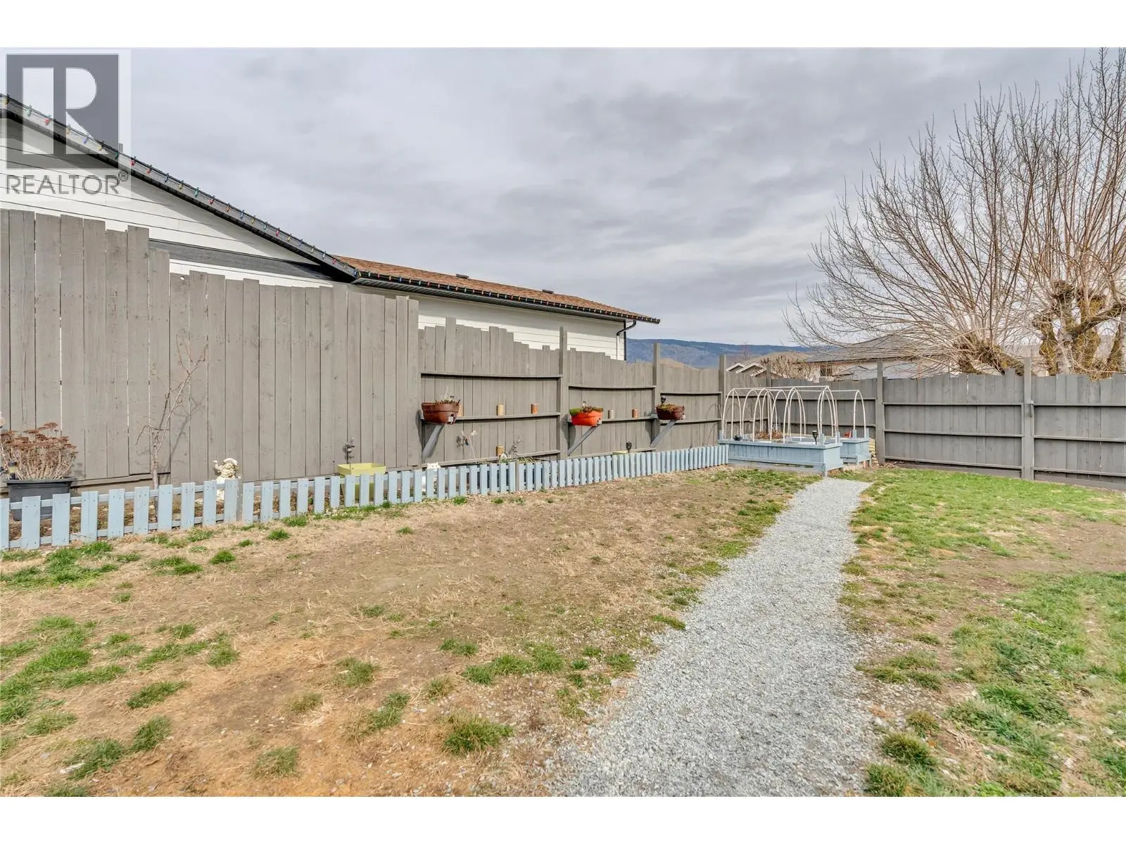 738 Kettle Avenue. Oliver, British Columbia