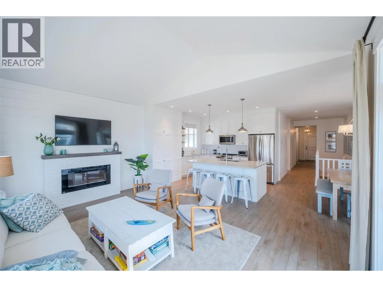 2450 Radio Tower Road Unit# 174. Oliver, British Columbia