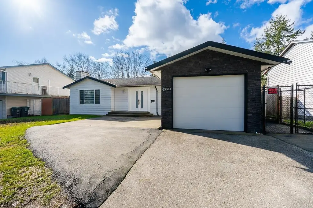 6229 174b Street, Surrey