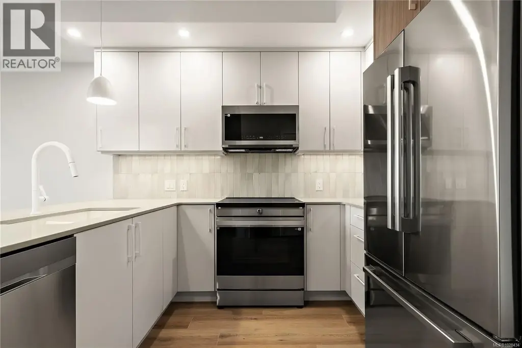 306 2881 Leigh Rd, Langford