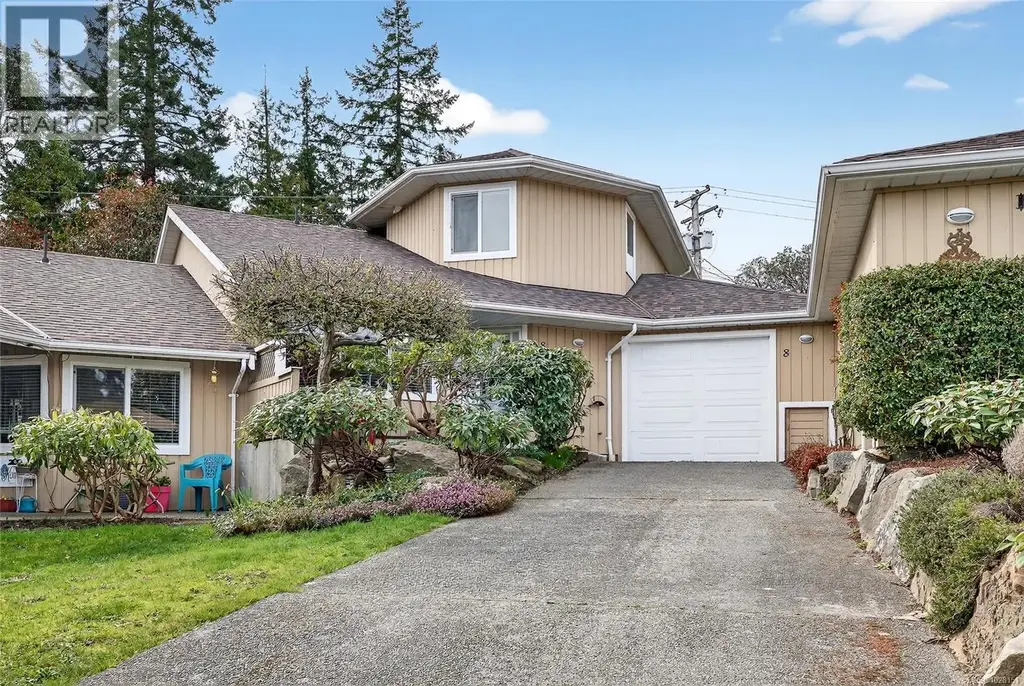 8 130 Corbett Rd, Salt Spring